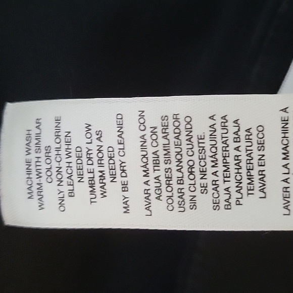 Chico's Black So Slimming Katharine Crop Pants Size Medium/10 - Picture 8 of 8